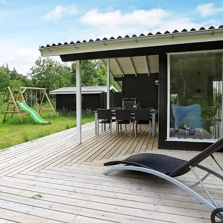 Holiday Xiv Vakantiehuis